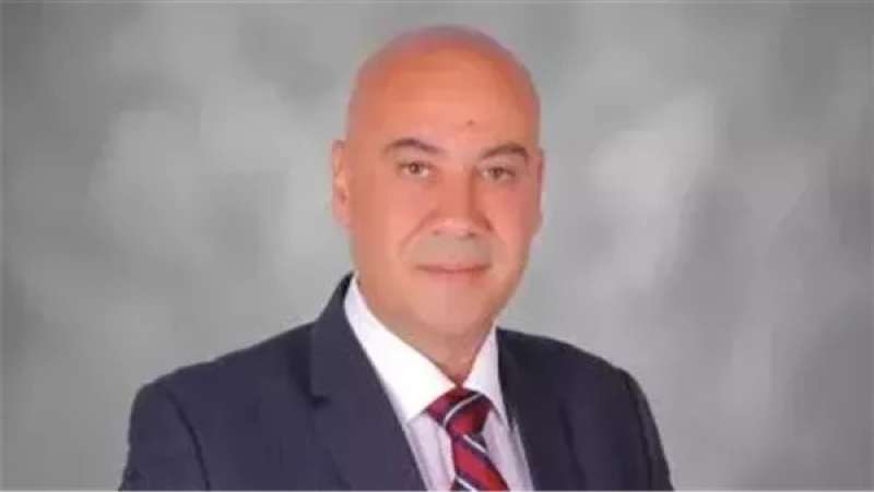 ياسر محمد زكي عضو مجلس الشيوخ