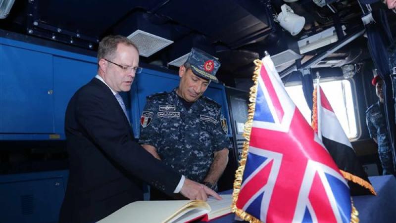 القوات البحرية المصرية والبريطانية تنفذان التدريب البحري