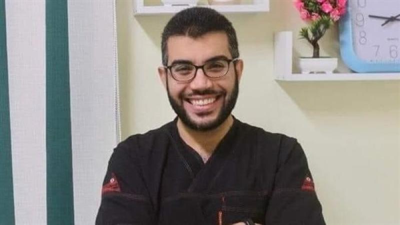 الدكتور أحمد النشار