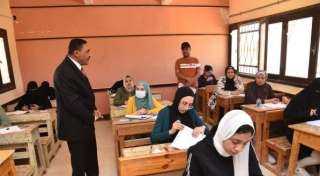 وفاة مراقب امتحانات ثانوية عامة بمحافظة أسيوط داخل لجنة الامتحان