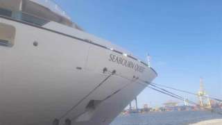 السفينة السياحية  ريفيرا  تغادر ميناء الإسكندرية متجهة إلى اليونان