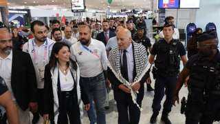بعثة فلسطين تصل باريس للمشاركة في أولمبياد 2024